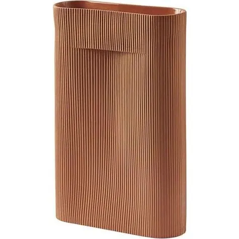 Muuto Ridge Vase H48,5 Terracotta