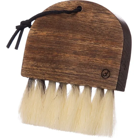 Ernst brødbørste i mangotræ og søgræs