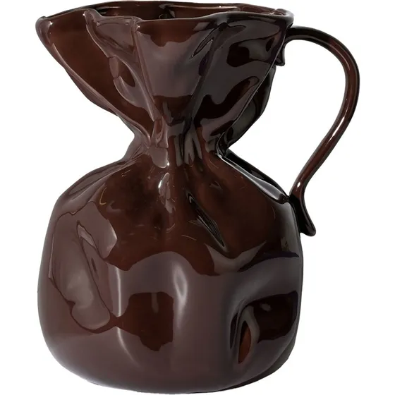Byon Crumple vase – brun, håndlavet keramik