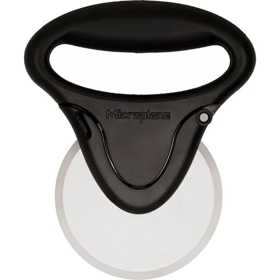 Microplane pizzaskrer 16 cm  ergonomisk, sort
