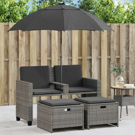 2-personers havesofa i polyrattan med parasol og skamler, grå
