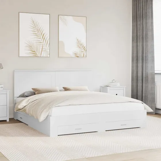 Sengestel med hovedgærde 180x200 cm – hvidt konstrueret træ