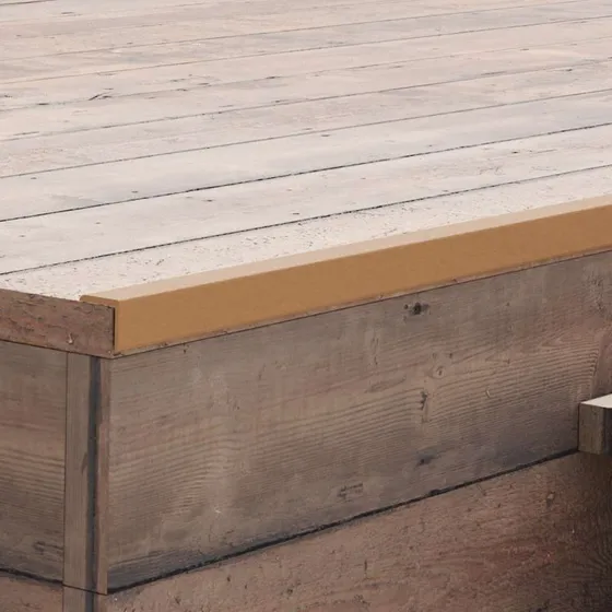 vidaXL Terrassevinkellister WPC 5 stk. 170 cm teaktrsfarvet