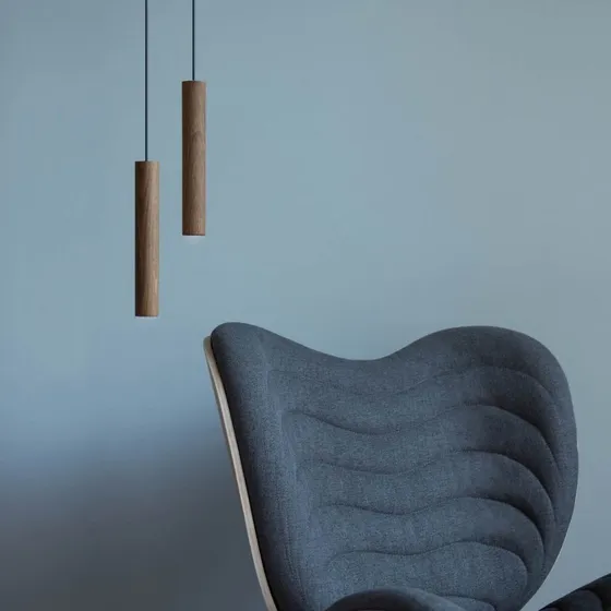 UMAGE Chimes Tall - Mørk eg LED-pendel