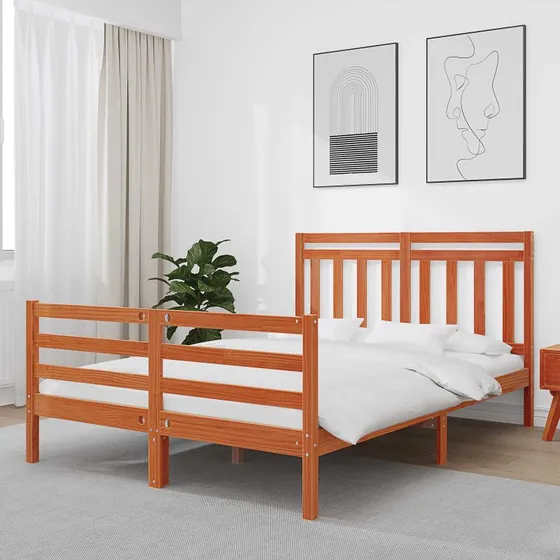 Sengestel i massivt fyrretræ med hovedgærde – voks brun 140x190 cm
