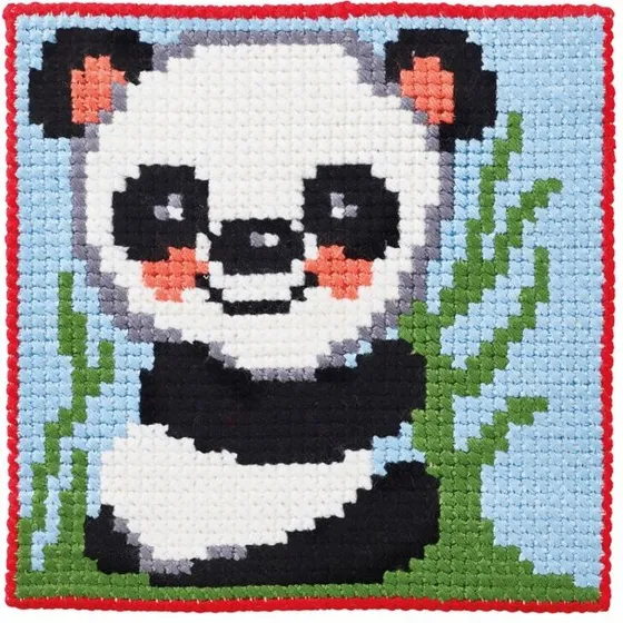 Permin Børnestramaj Panda 25x25 cm – påtrykt broderikit