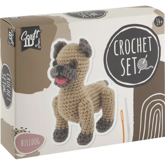 Creative Craft Group Hæklekit Bulldog – færdig 9,5×15,5×16 cm