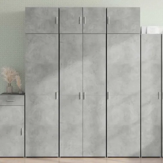 vidaXL opbevaringsskab 70x42,5x225 cm konstrueret træ betongrå