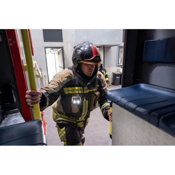 LEDLenser EXC6R Lommelygte med ladestation