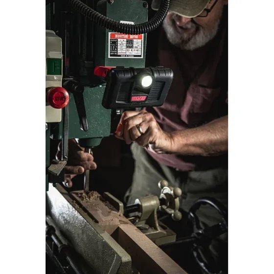 COAST PM210 LED arbejdslampe 530 lumen