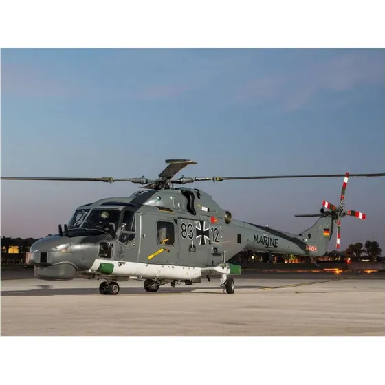 Revell Westland Lynx helikopter byggesæt 1:72 – Level 4
