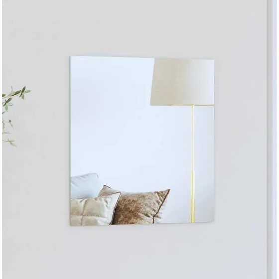 Vgspejl 40 x 40 cm  Hrdet glas, minimalistisk design