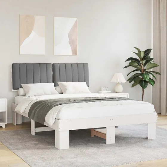 Sengestel 140x200 cm med polstret lysegrå hovedgavl