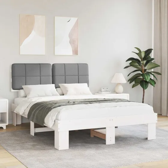 Sengestel 120x200 cm med polstret lysegrå hovedgavl (fyrretræ)