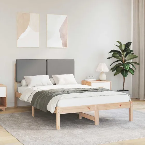Sengestel 120x190 cm med polstret lysegrå hovedgavl