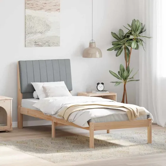 Sengestel 75x190 cm i massiv fyrretræ med polstret hovedgærde