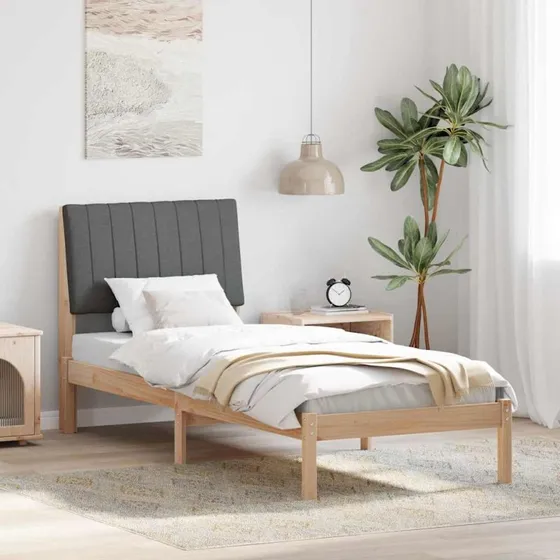 Sengestel 75x190 cm i massiv fyrretræ med polstret hovedgærde