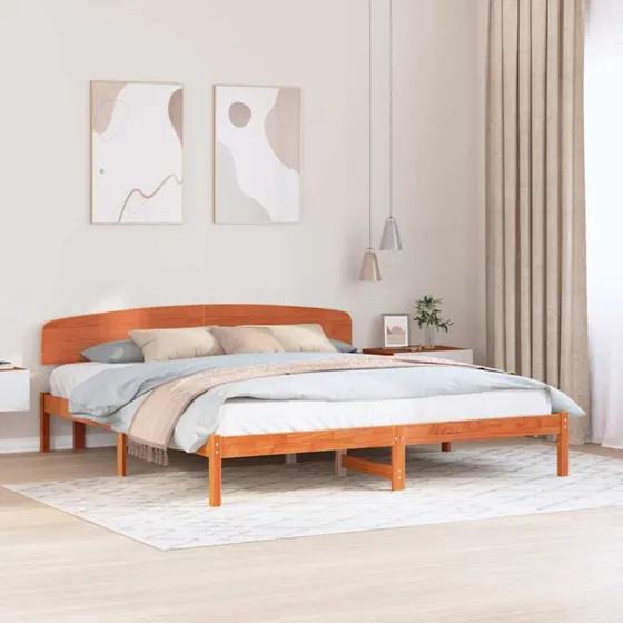 Sengestel i massivt fyrretræ med hovedgærde 200x200 cm