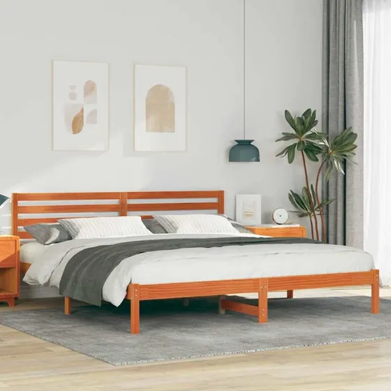 Sengestel i massivt fyr 180x200 cm – gyldenbrun med hovedgærde