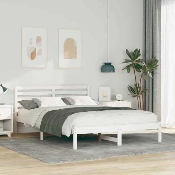 Sengestel i massivt fyrretræ med hovedgærde, hvid 140x210 cm