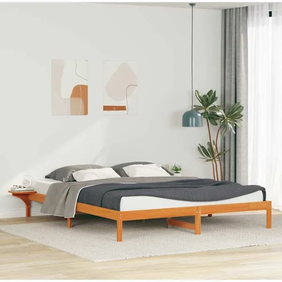 Sengestel i massivt fyrretræ med sideborde, voksbrun 180×220