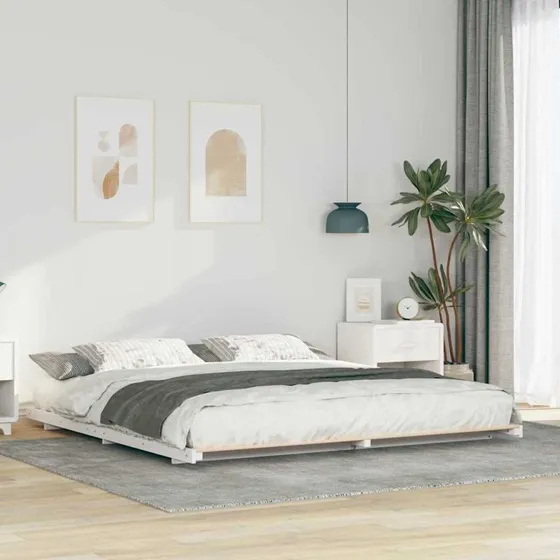 Gulvseng ramme Hvid 200x220 cm i massivt fyrretræ
