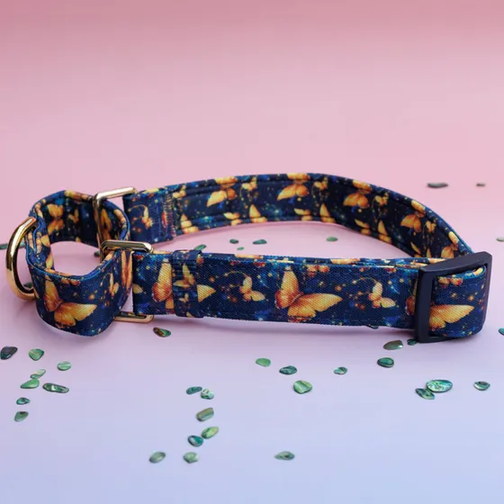 Golden Glow Martingale halsbånd – Butterflies