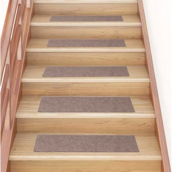 vidaXL Trappemåtter Selvklæbende 30 stk. 76x20 cm Lysebrune