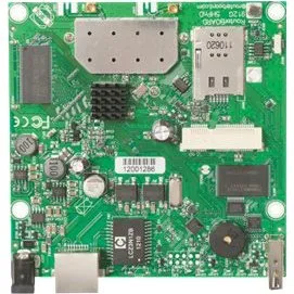MikroTik RB912UAG-2HPnD Trådløs Router