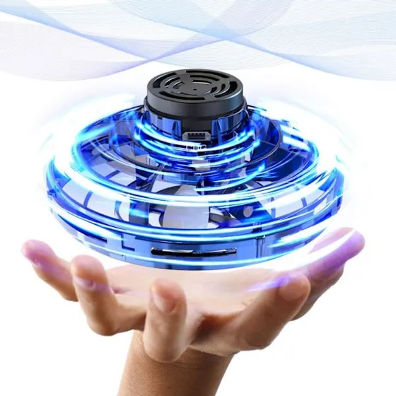 Gear4Play Flying Spinner – Flyvende spinner med LED og USB-oplader