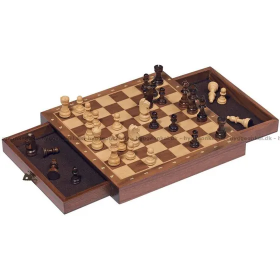 Goki Skakspil 26 cm – magnetiske træbrikker