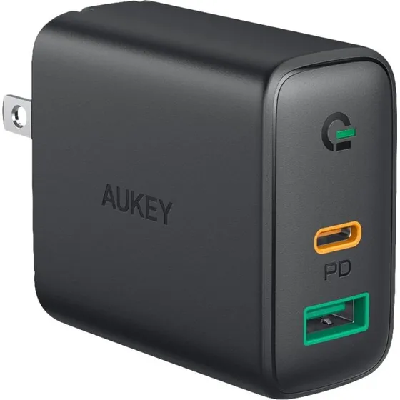 Aukey PA-D1 30W Strømforsyningsadapter med USB og USB-C