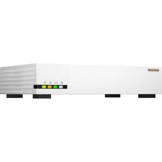 QNAP QHora-322 10GbE/2.5GbE Router med 9 WAN-porte