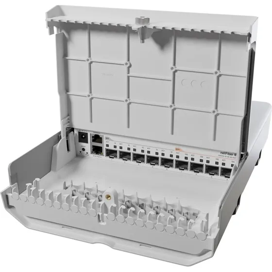 MikroTik netFiber 9 9-porte 10Gb PoE Switch