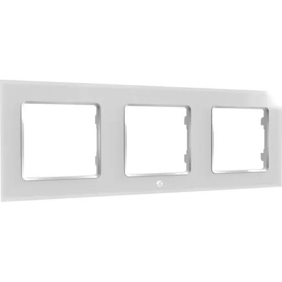Shelly Wall Frame 3 - Hvid ramme til 3-modul stikkontakt