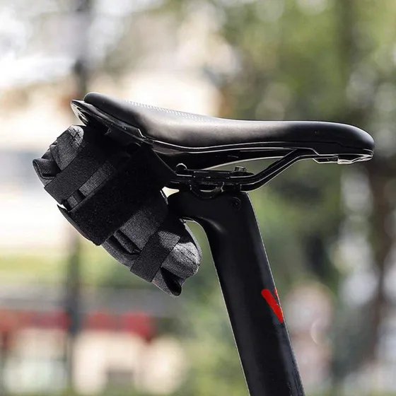 Grå sammenfoldelig opbevaringstaske til cykelsadel