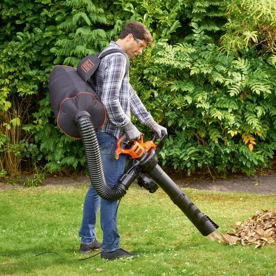 BLACK+DECKER løvsuger/blæser BEBLV300 3000W