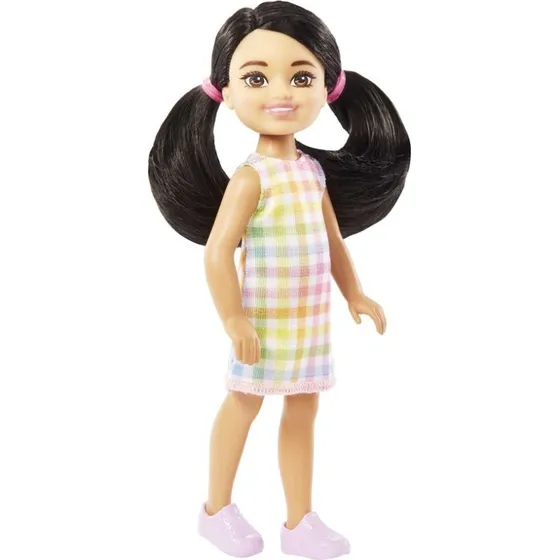 Barbie HKD91 Chelsea og Venner - Dukke med Ternet Kjole, 3+ år