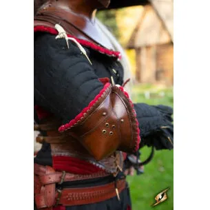 Epic Armoury Noble Leather Couter – Mørkerød (One Size)