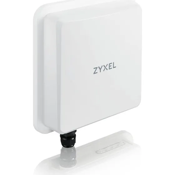 Zyxel Nebula FWA710 5G Outdoor PoE Router med 1 År Nebula Pro