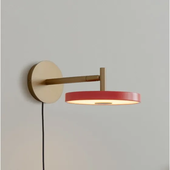 Umage Asteria Short LED-væglampe, Nuance Rose, messing