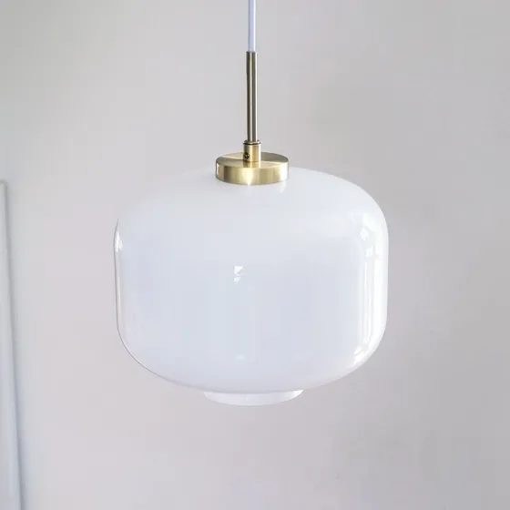 Dyberg Larsen Arp Pendel Opal/Messing, Ø25 cm