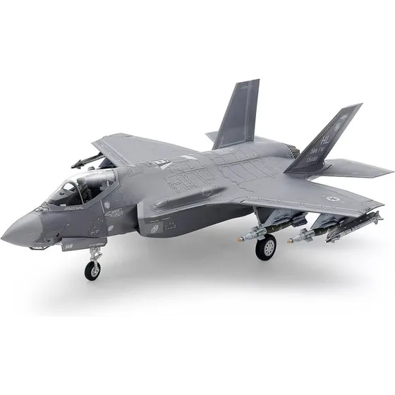 Tamiya 1/72 Lockheed Martin F-35A Lightning II (60792)
