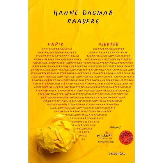 Papirhjerter af Hanne Dagmar Raaberg