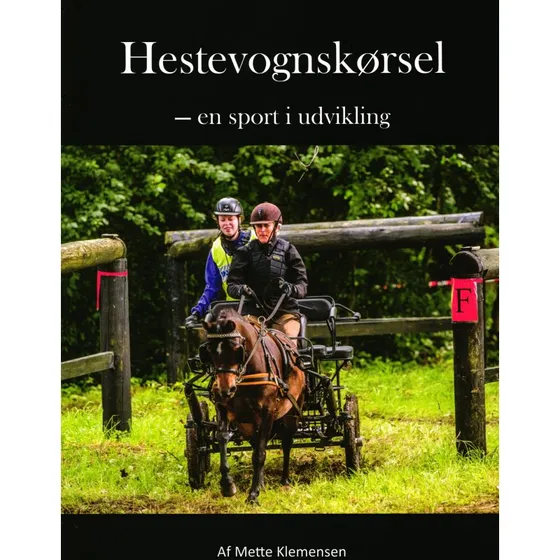 Mette Klemensen: Hestevognskørsel - En Sport I Udvikling