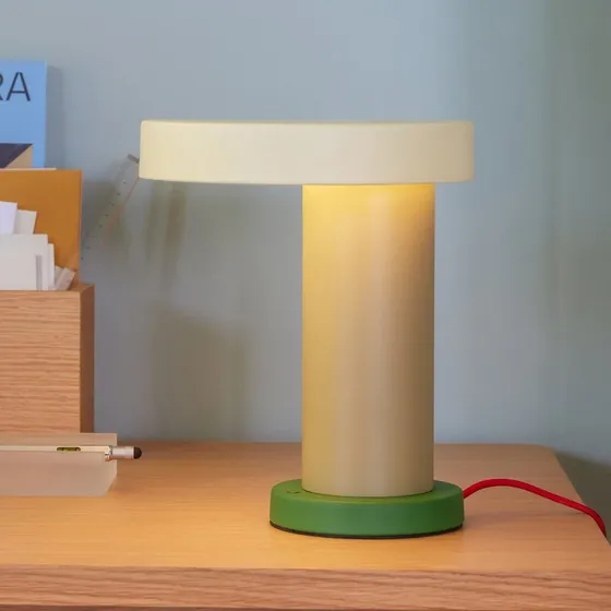 Hübsch Magic Bordlampe Grøn/Olivengrøn – Design LED-lampe med touch-funktion