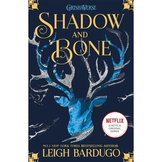 Leigh Bardugo: Shadow and Bone – Fantasy-bog fra Grishaverse