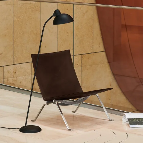 Kaiser Idell 6556-F Gulvlampe Mat Sort - Fritz Hansen