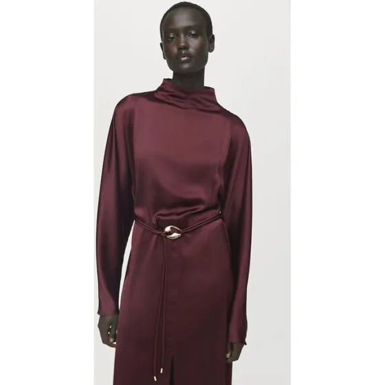 Mango satin midi-kjole med bælte, bordeaux