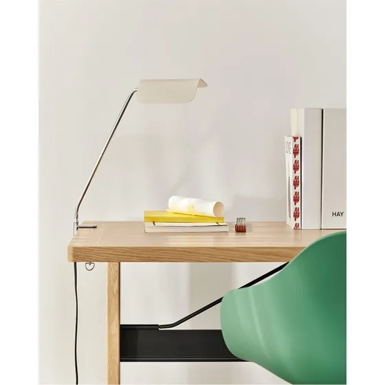HAY Apex Bordlampe/Klemmelampe Oyster White